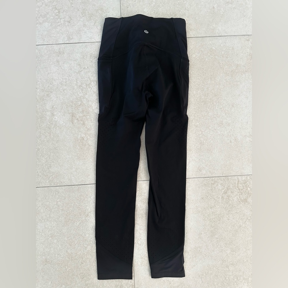 Lululemon Athletica Jet Black perforated cropped Leggings